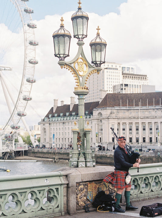 Along the Bridge